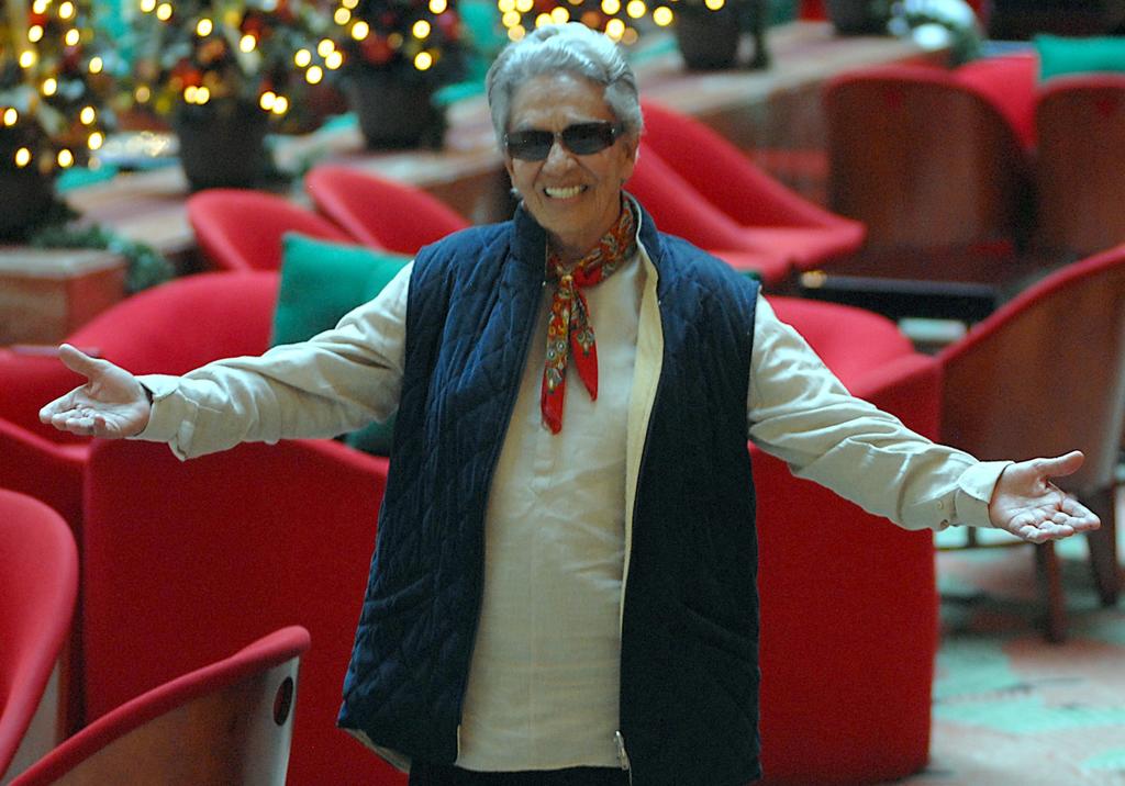 2012: La música llora la muerte de Chavela Vargas, cantante mexicana de origen costarricense