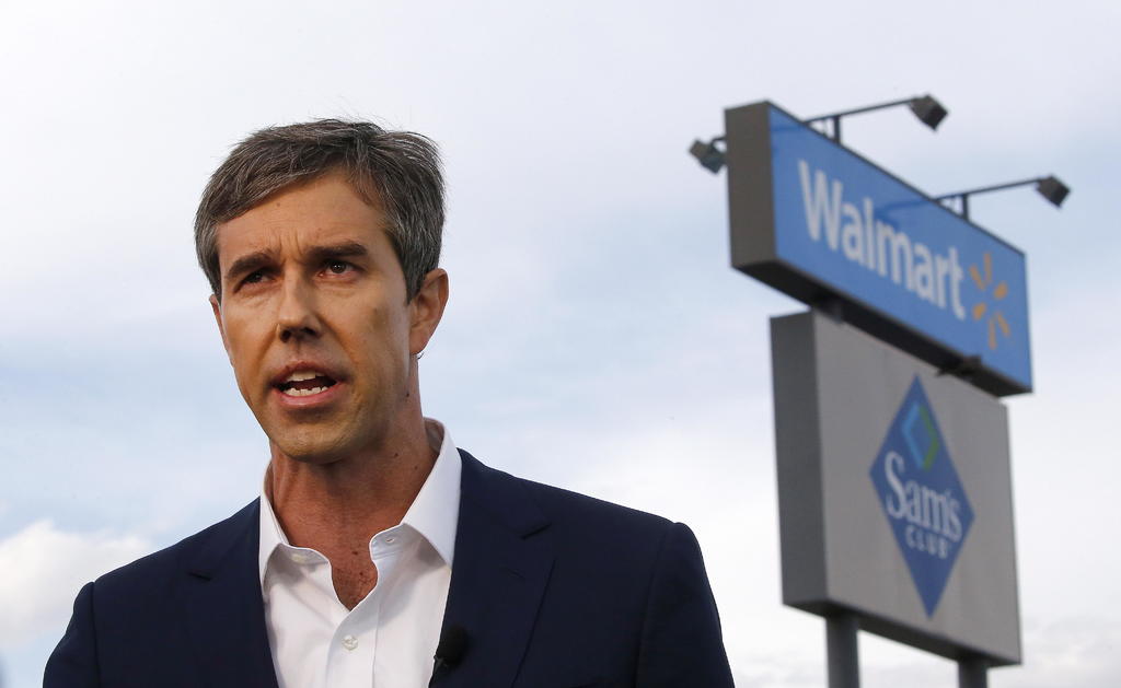 Precandidatos demócratas culpan a Trump por tiroteos recientes