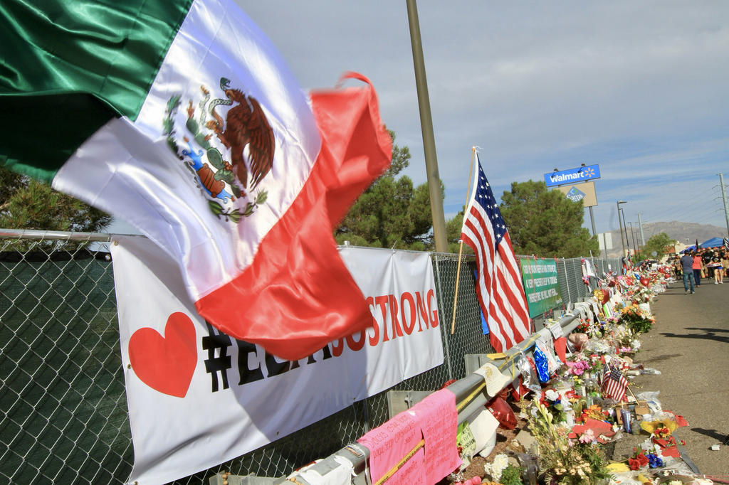Luego de la masacre, El Paso lucha por regresar a la normalidad