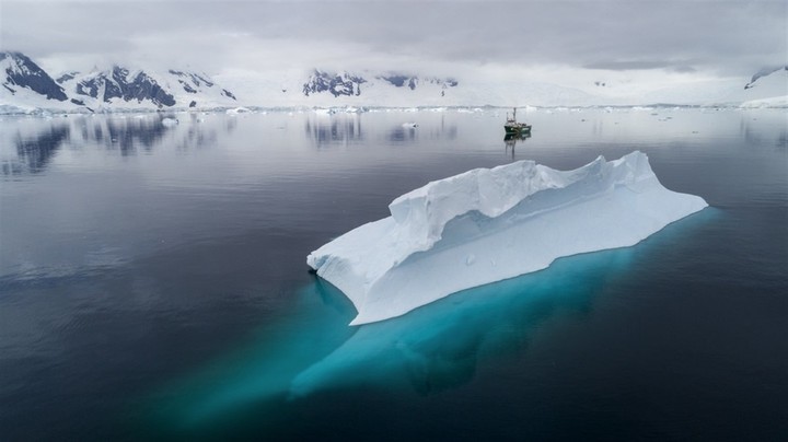 Plásticos se acumulan en el hielo del Ártico