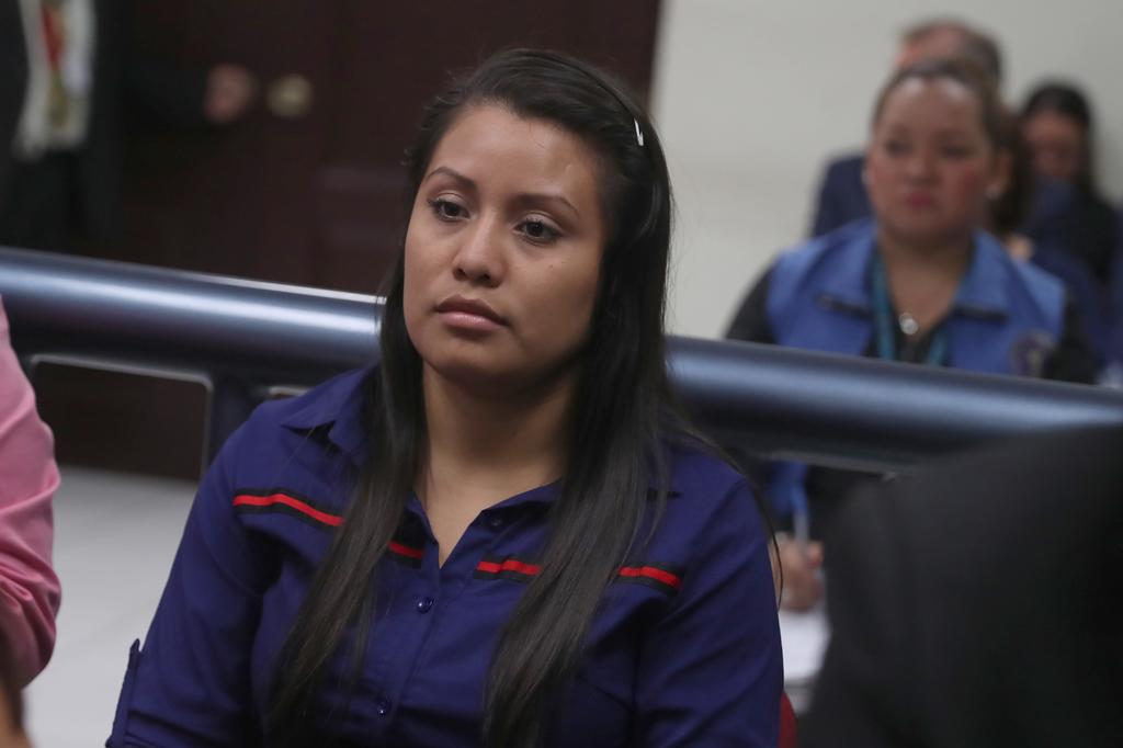 Esperan fallo contra joven acusada de aborto en El Salvador