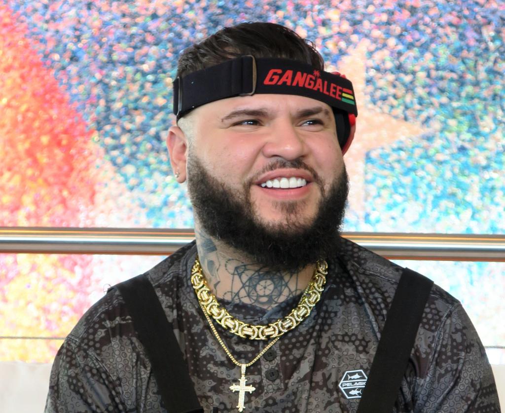 Farruko contará su historia con temas de otros artistas