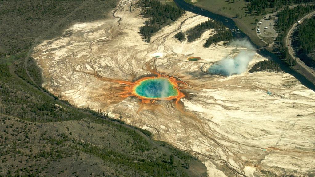 Alertan de eventual erupción volcánica debajo de Yellowstone