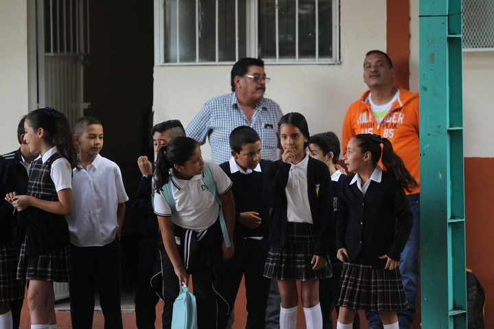 Listos, 68.5% de los uniformes escolares