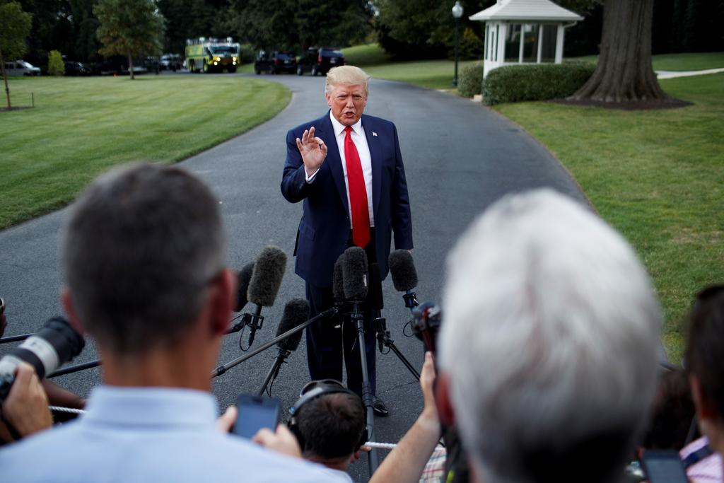 Aplaude Trump gestión de Bolsonaro sobre incendios en la Amazonia