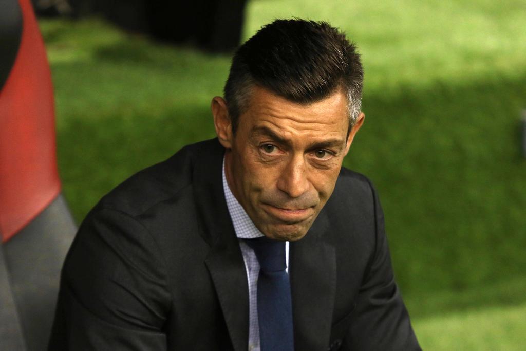 Pedro Caixinha deja de ser el director técnico del Cruz Azul