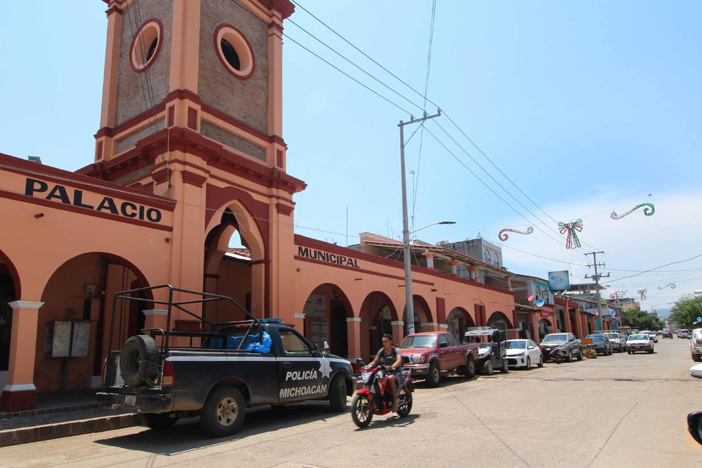 'Alcalde de Tepalcatepec se negó a firmar convenios', señala Michoacán