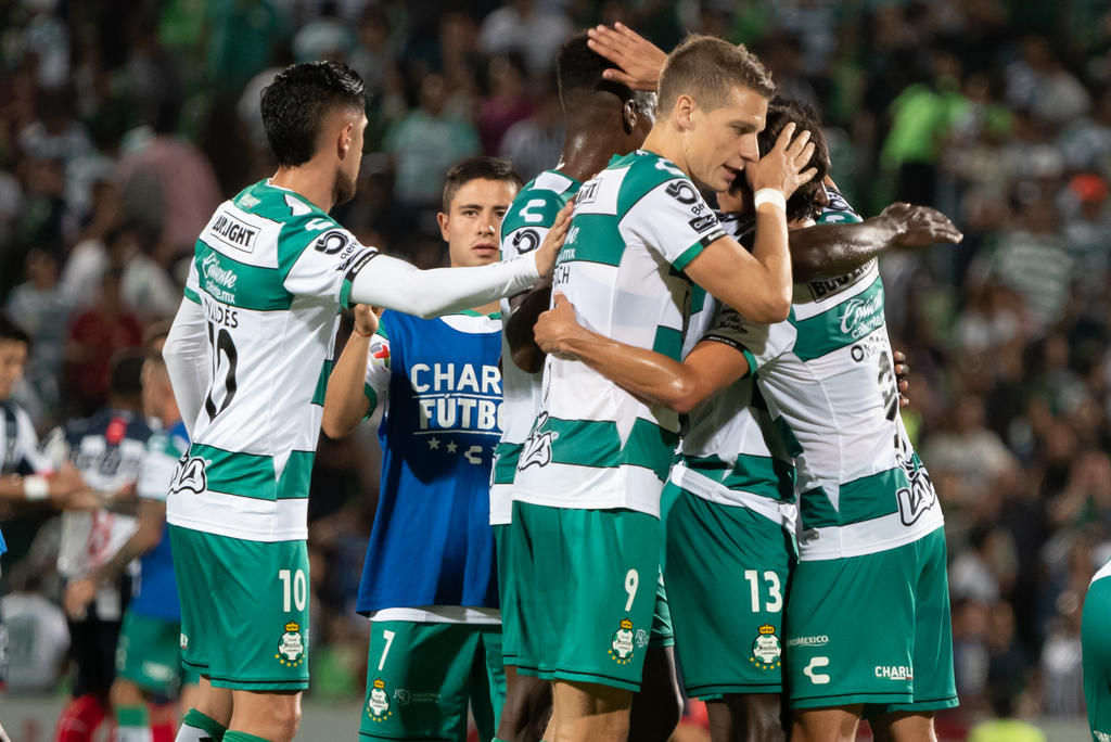 Jugador de Santos Laguna anota en amistoso internacional