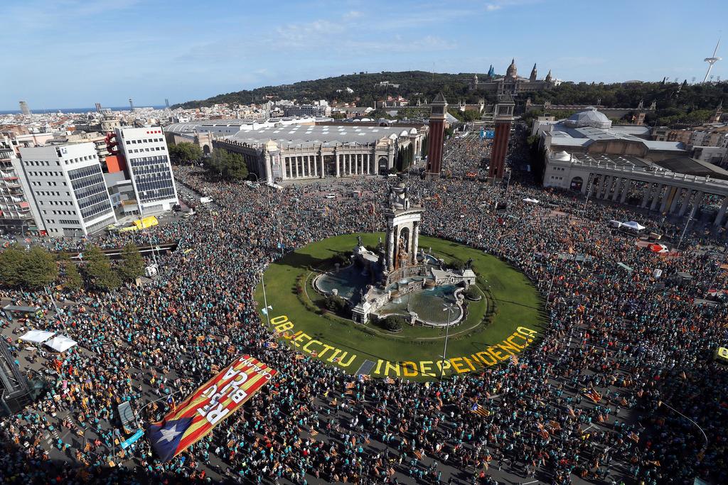 Realizan protesta masiva por independencia de Cataluña en Barcelona