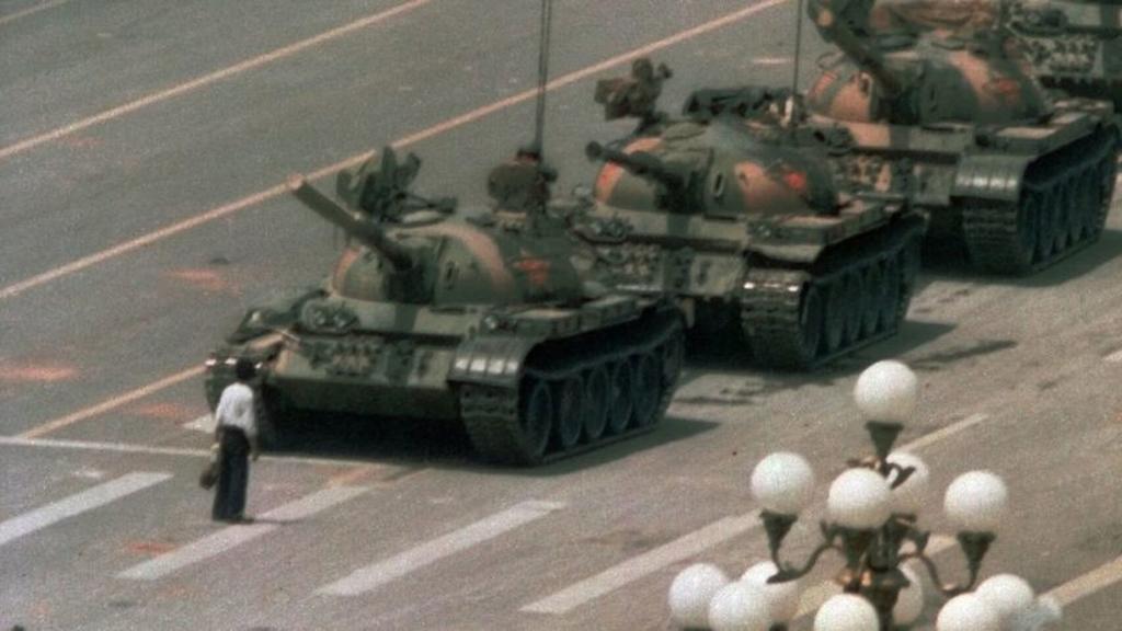 Fallece Charlie Cole,  fotógrafo de la famosa imagen de Tiananmen