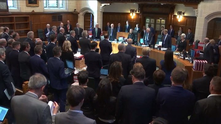 Corte británica posterga veredicto de Brexit