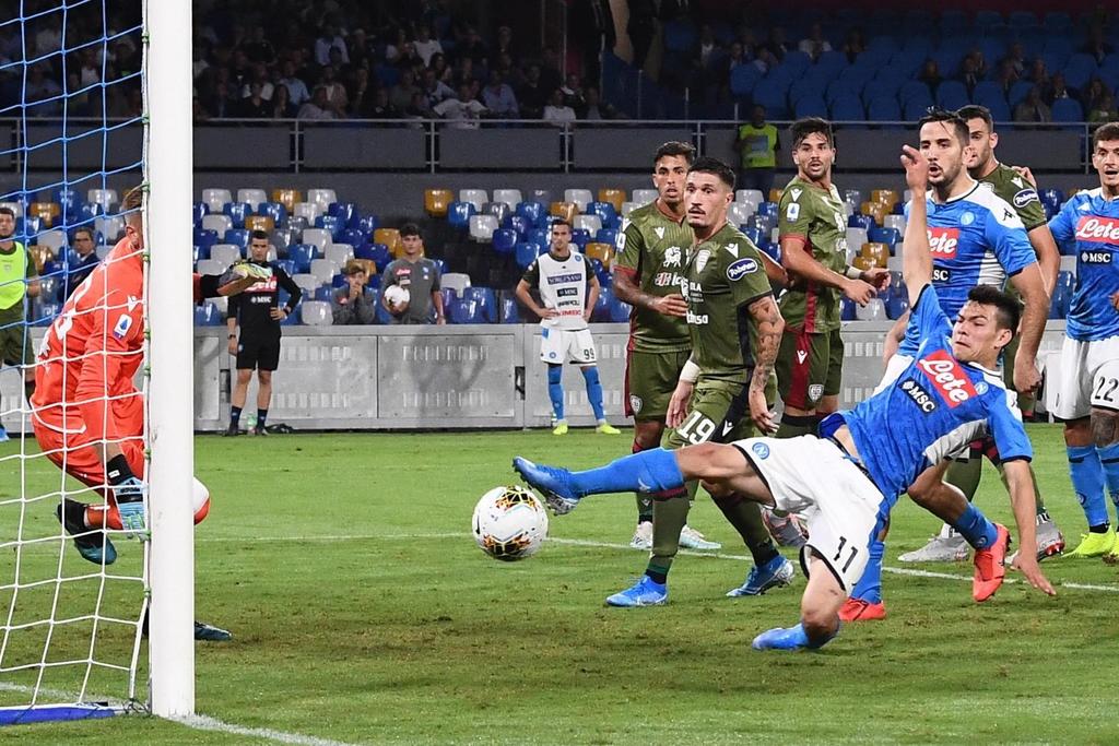 Con el 'Chucky' en el campo, Napoli sufre dolorosa derrota