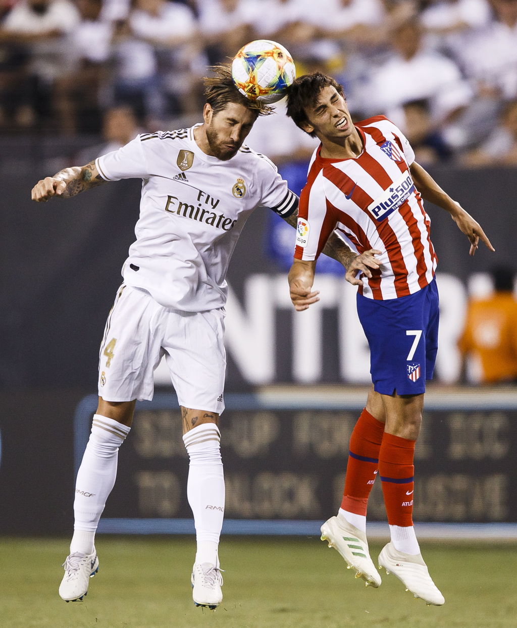 Atlético y Real se disputan el liderato