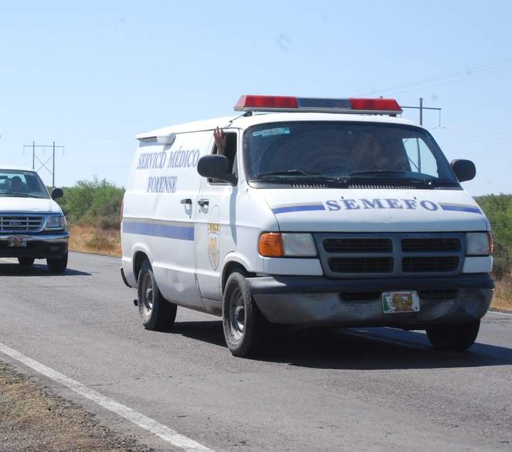 Hombre muere tras chocar con traila