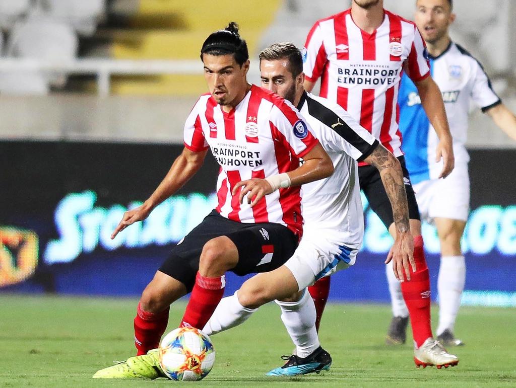 Erick Gutiérrez vuelve a la cancha con el PSV en la Europa League