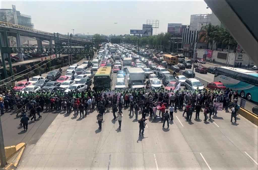 Policía Federal vuelve a bloquear entrada al AICM