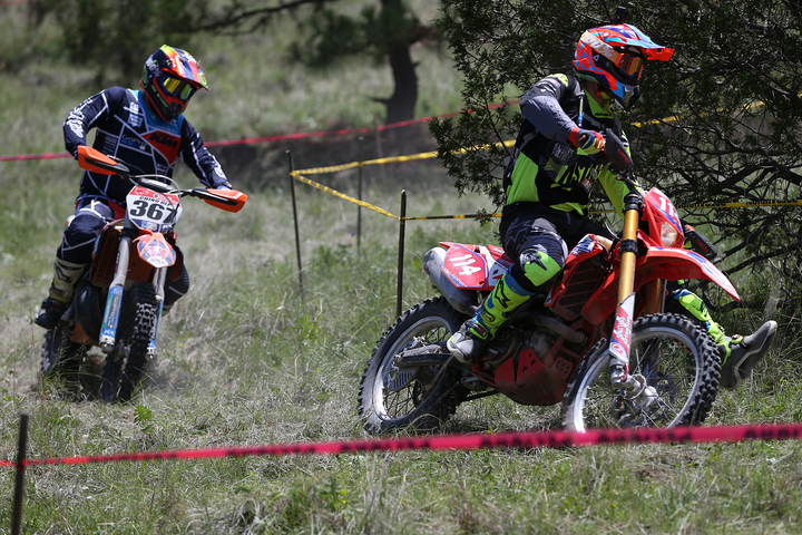 Guerreros del motocross