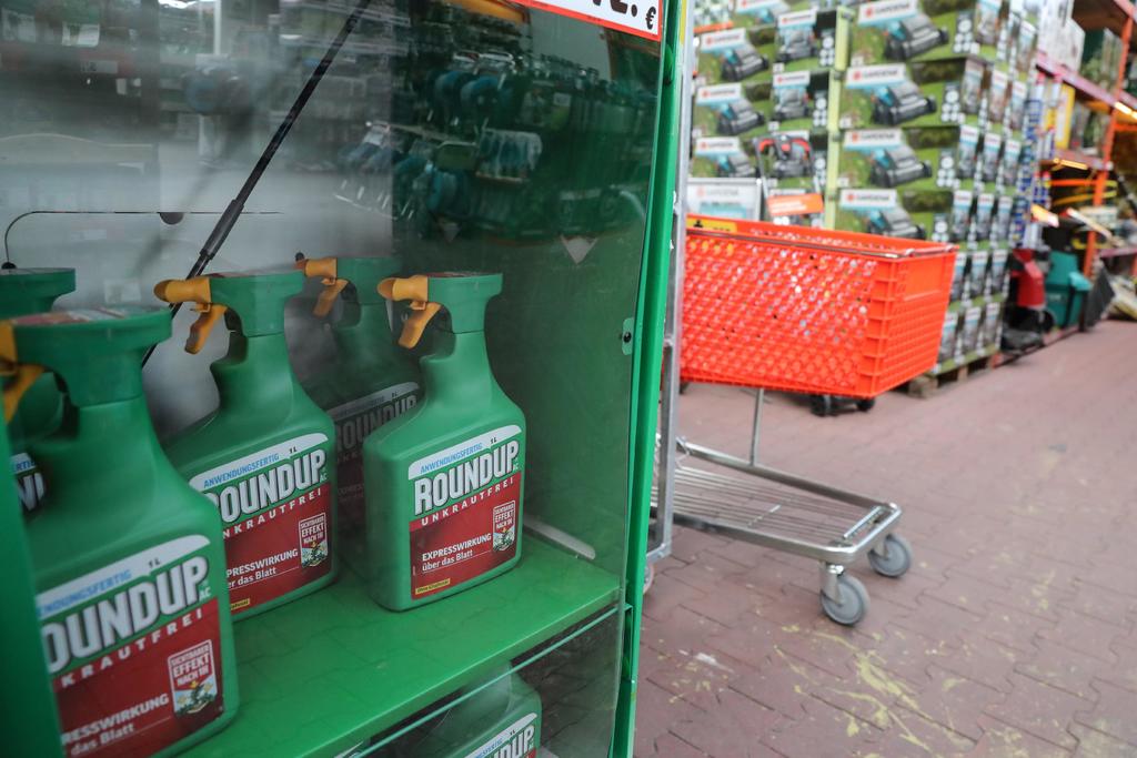 Retrasan juicio contra Monsanto por herbicida con glifosato