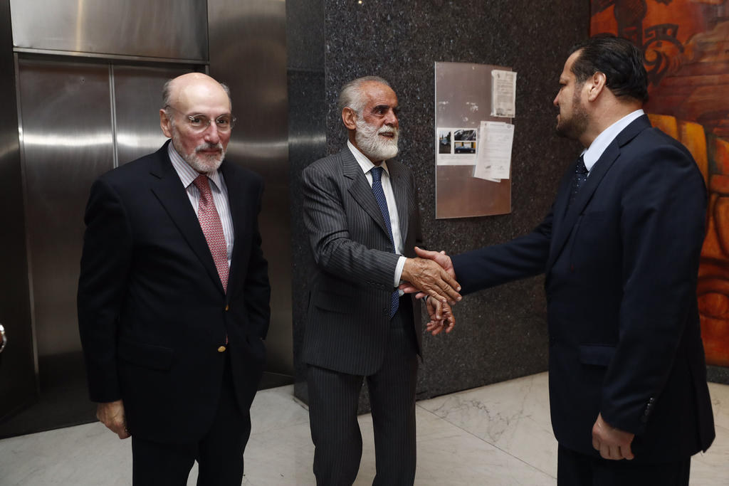 Niega Fernández de Cevallos adeudo de predial; alcalde sostiene lo dicho