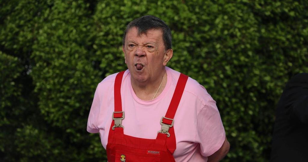 'Chabelo' se convierte en tendencia y los memes no se hacen esperar