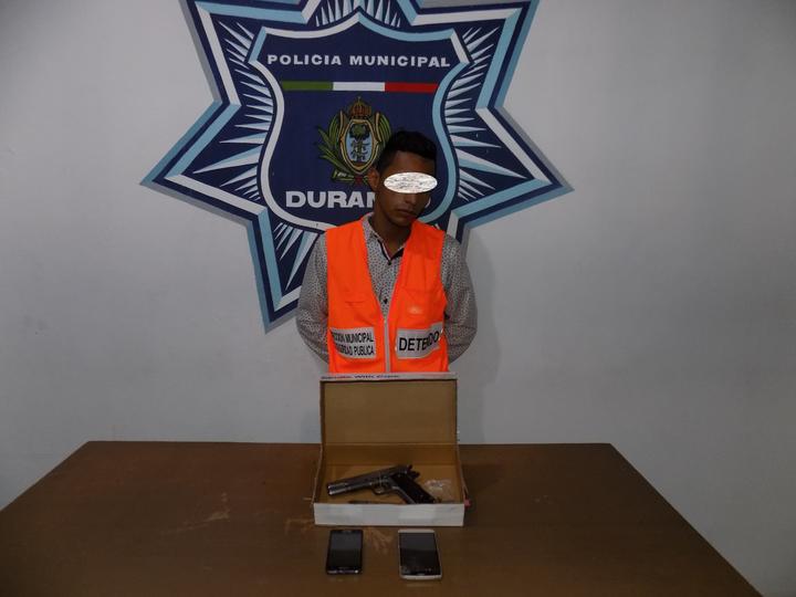 Pistolero a bordo de Lincoln