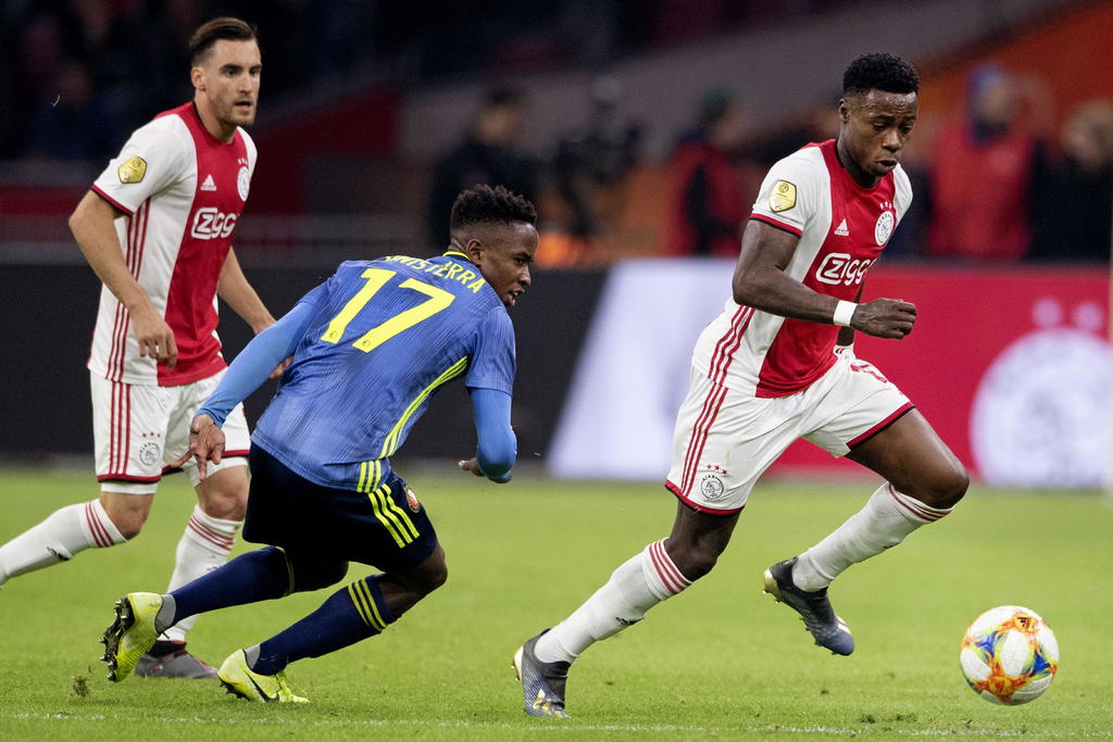 Ajax golea al Feyenoord en la Eredivisie