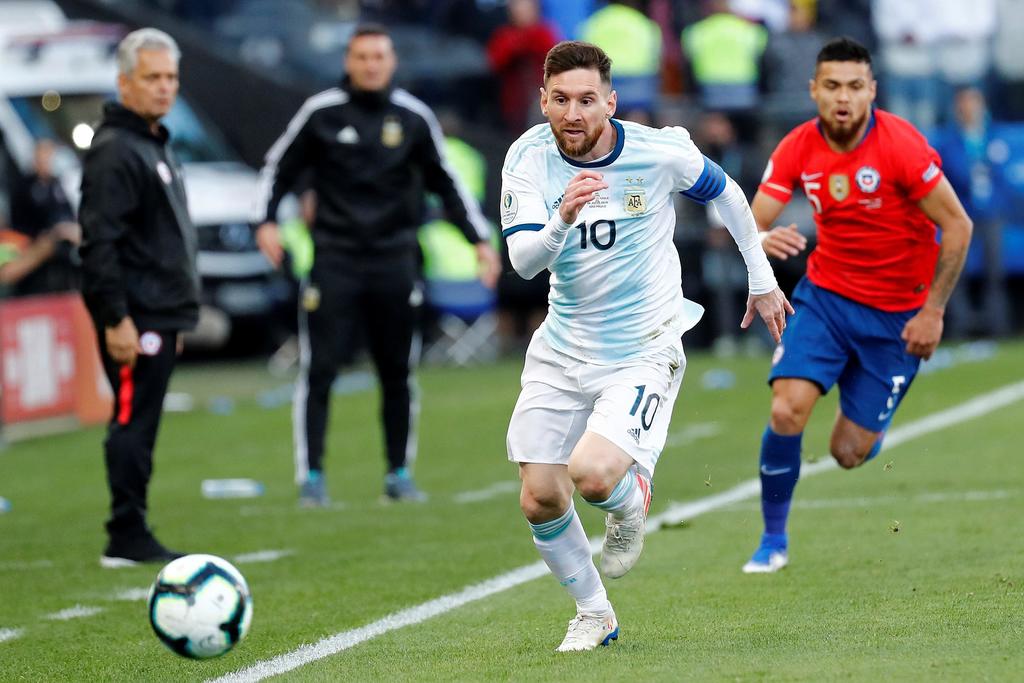 Messi podría reaparecer con Argentina ante Brasil