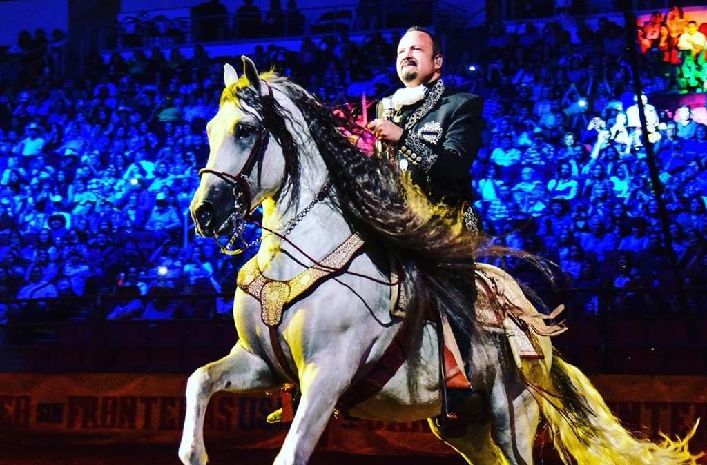 Pepe Aguilar llevará su show de jaripeo a Estados Unidos