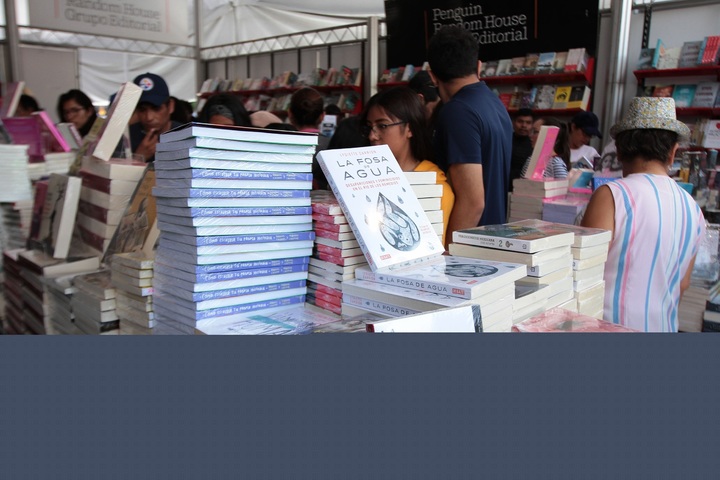 Promueven Feria del Libro Laguna
