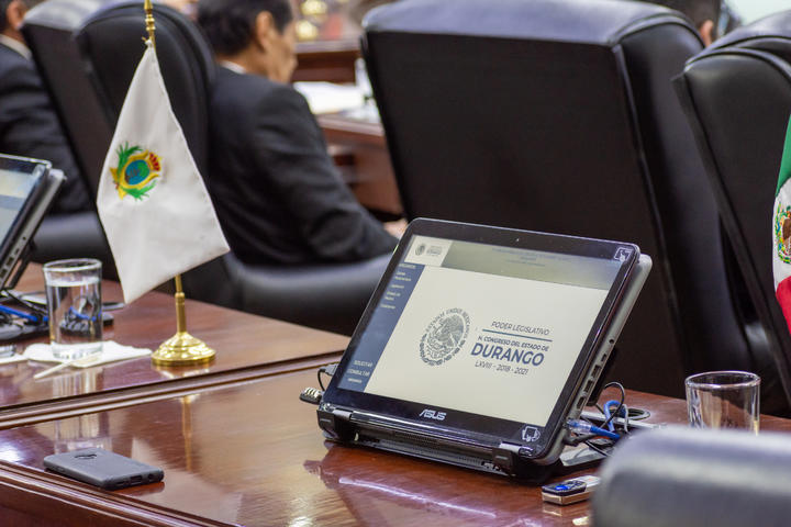 De último momento entregaron leyes de ingresos para su revisión