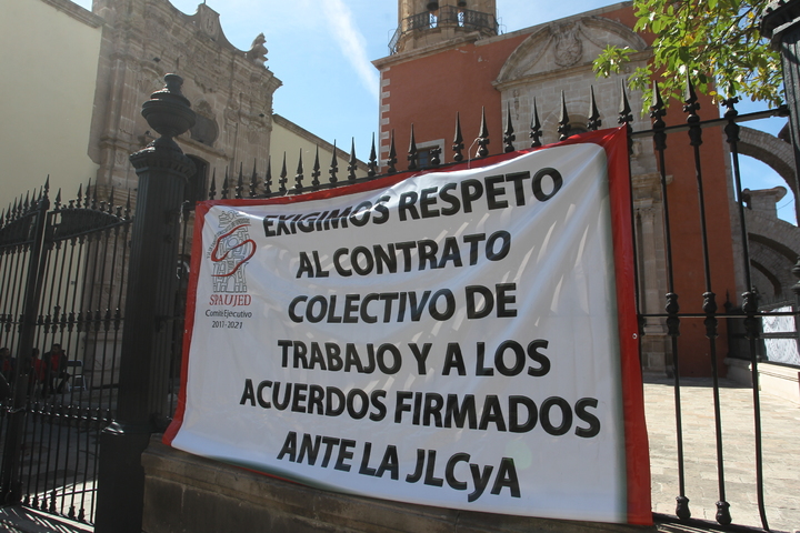 Paro parcial en el Central de la UJED