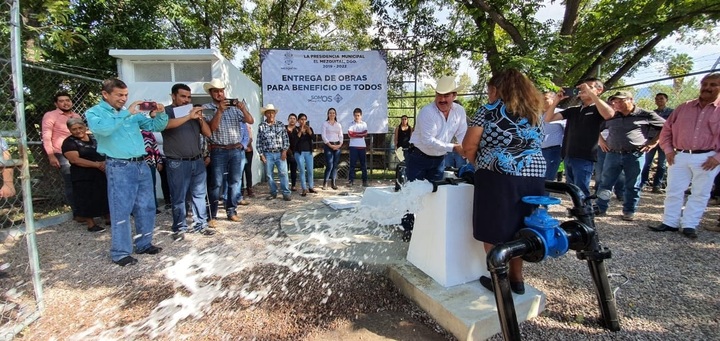 Entregan equipamiento para agua en Mezquital