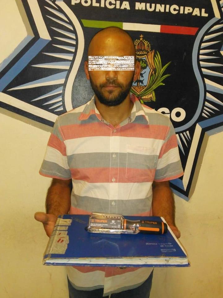 Roba juego de herramienta