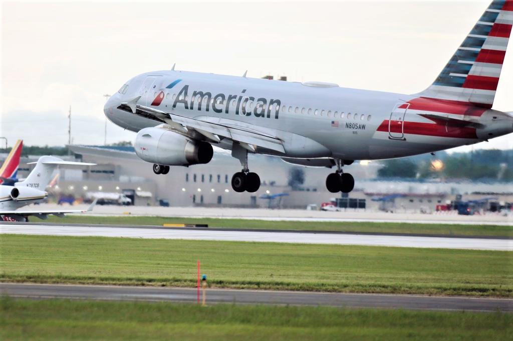 American Airlines prefiere operar en AICM que en Santa Lucía o Toluca