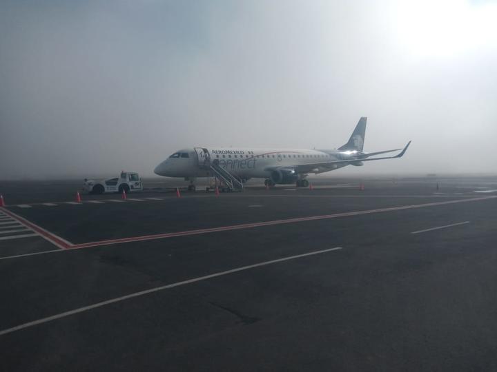 Neblina 'paraliza' aeropuerto de Durango