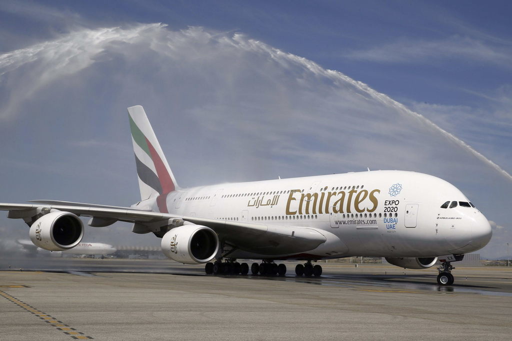 Otorgan permiso a Emirates para operar vuelo Dubái-CDMX