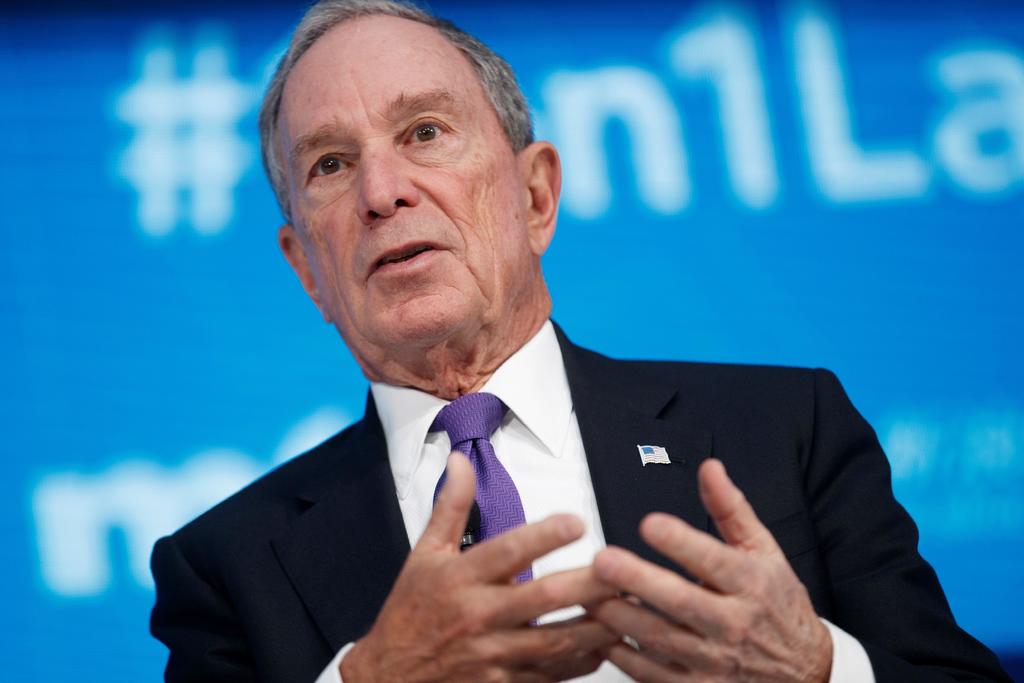 Bloomberg considera contender contra Trump por presidencia de EUA en 2020