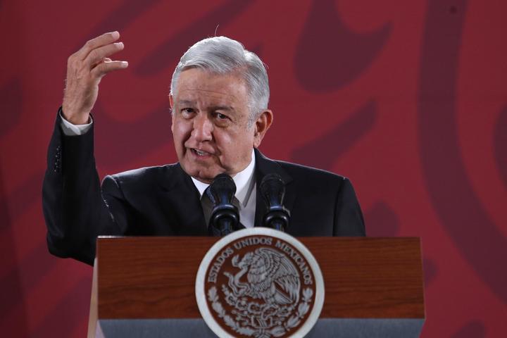 Aboga Obrador por una 'economía moral'