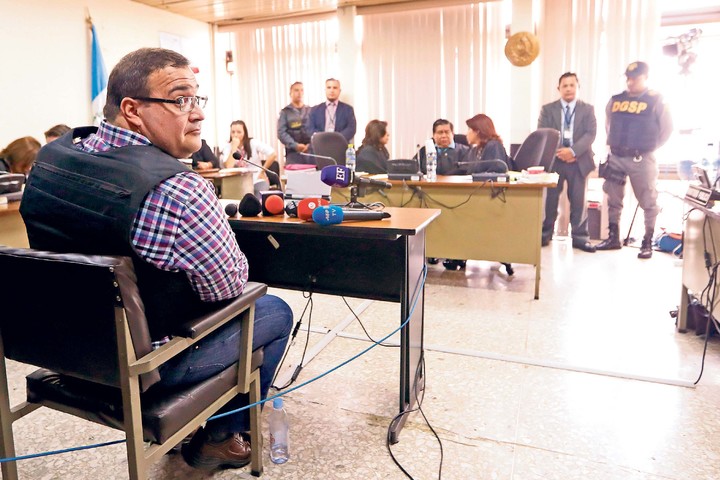 'No fui yo', dice Duarte sobre presunto desvío