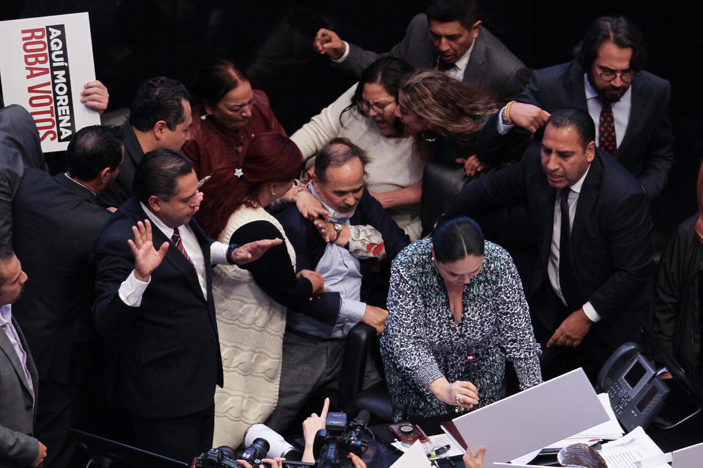 Así rindió protesta Rosario Piedra en el Senado