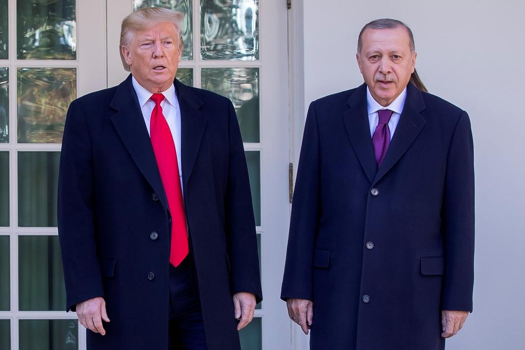 Trump recibe a Erdogan; destaca su 'amistad' pese a polémica por Siria
