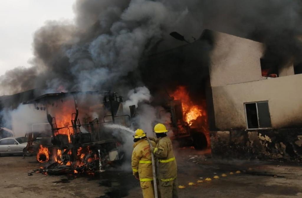 Se registra incendio en empresa del Parque Industrial de Gómez Palacio