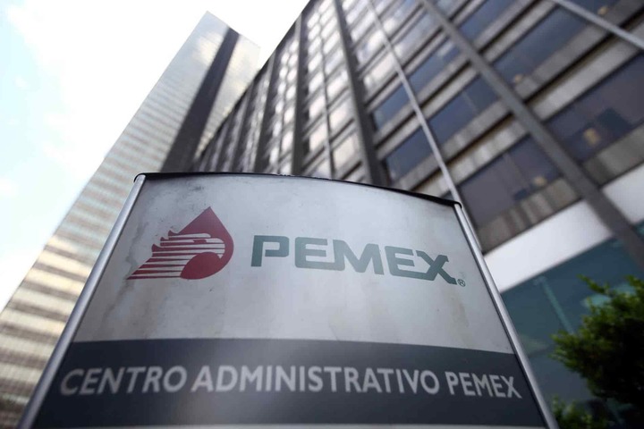 Garantiza Pemex pago de salarios de trabajadores