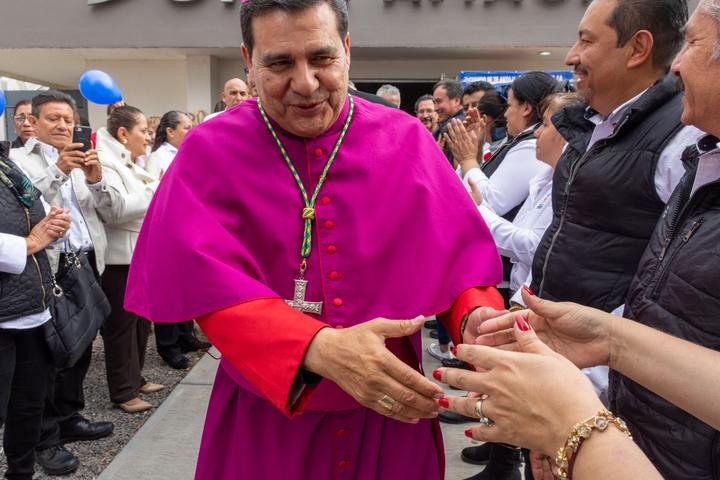 Llegó a Durango Monseñor Faustino Armendáriz