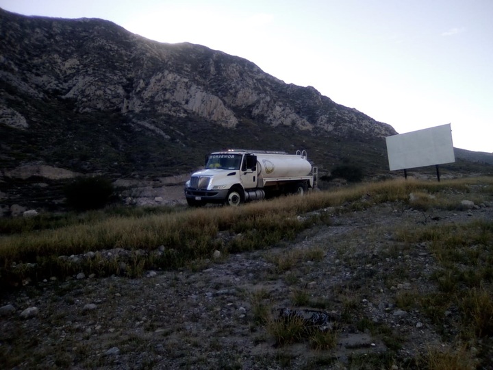 Sofocan bomberos un incendio en 'Los  Pozos' de El Huarache