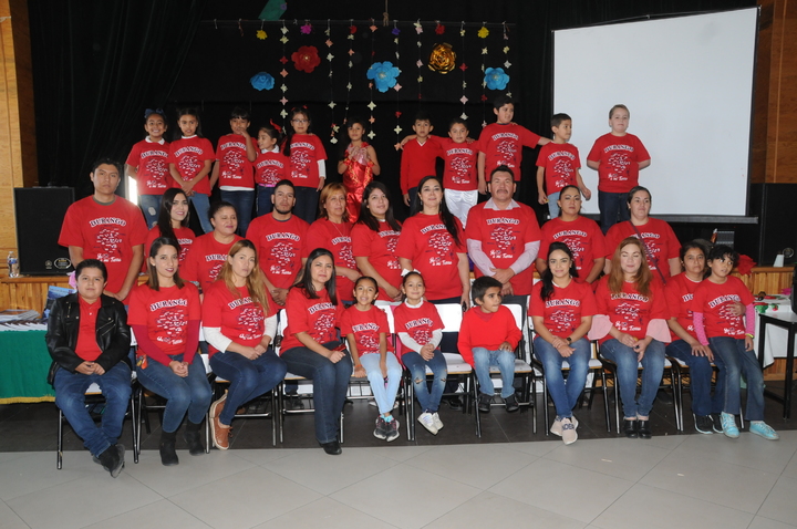 Topia recibe estudiantes  que impulsan proyecto de impacto social