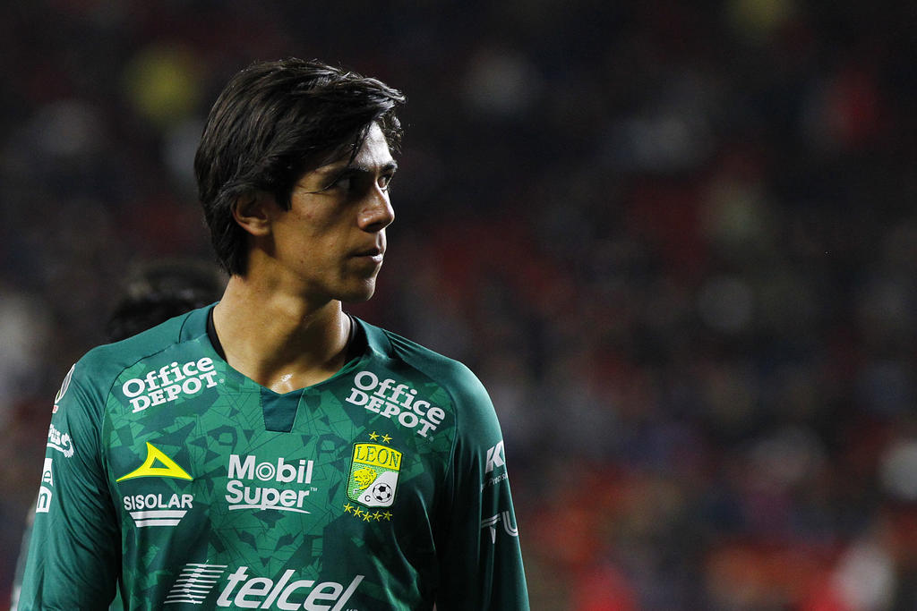 José Juan Macías se perdería varios juegos en su regreso a Chivas