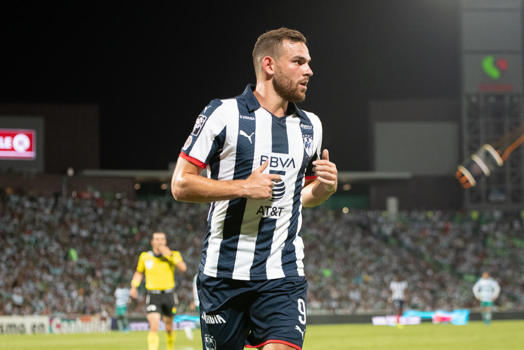 Tottenham felicita a Vincent Janssen por el pase a 'Semis' con Rayados
