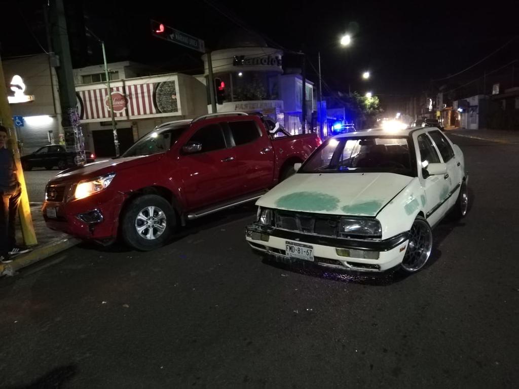 Choque en Gómez Palacio deja solo daños materiales
