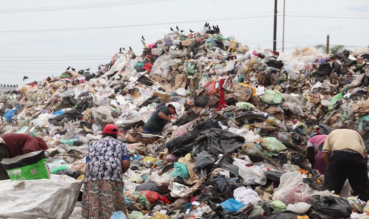 29 municipios tiran basura a cielo abierto